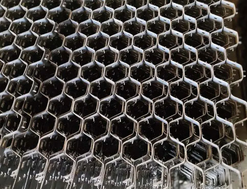 定制的耐高温龟甲网具有杰出的高抗磨性跟耐腐蚀性
